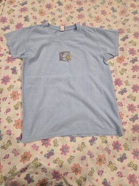 Anvil Light Blue Womens' Short-Sleeve Baby Tee with Daisy Graphic